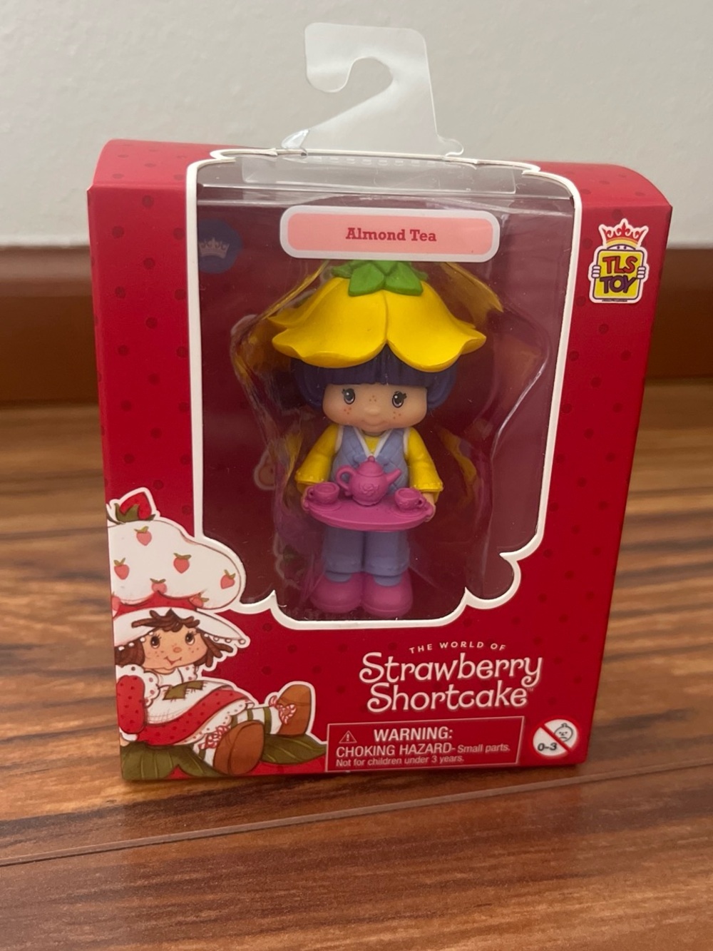 Strawberry Shortcake Almond Tea doll